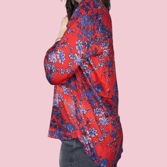 Lucky Brand Red Blue Floral Print Button Down Shirt
100% Cotton - Picture 4 of 10